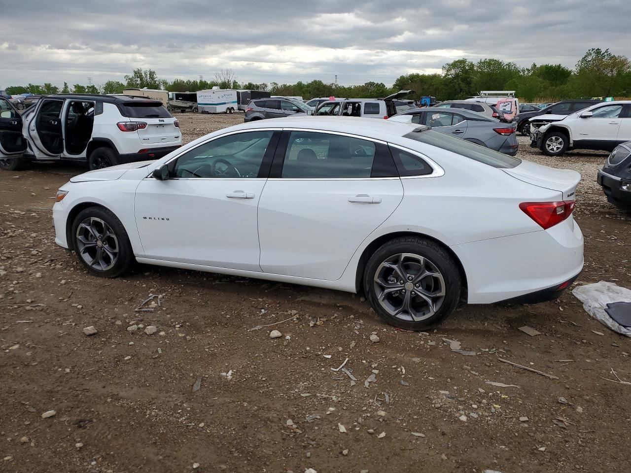 2023 Chevrolet Malibu Lt - Фото 2