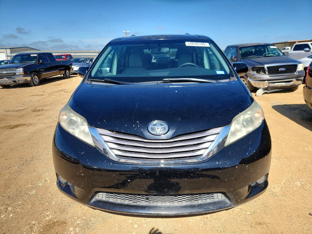 2016 Toyota Sienna Xle 8-Passenger - Image 5