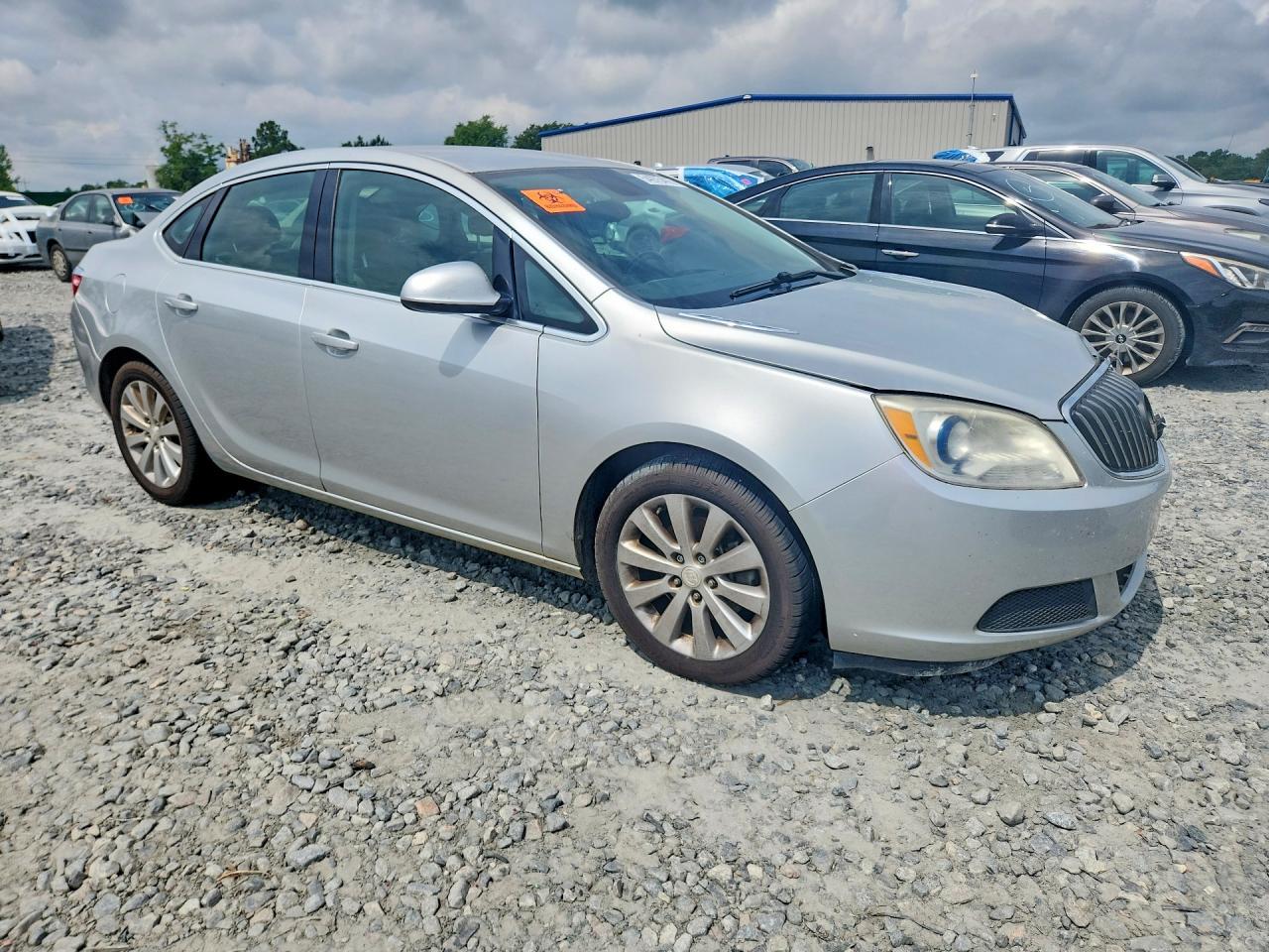 2016 Buick Verano - Image 4