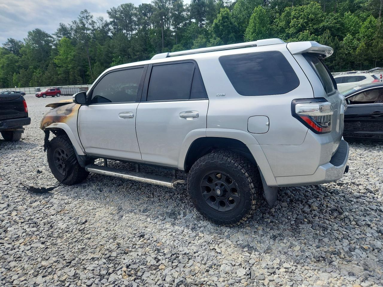 2017 Toyota 4Runner Sr5 Premium - Image 2