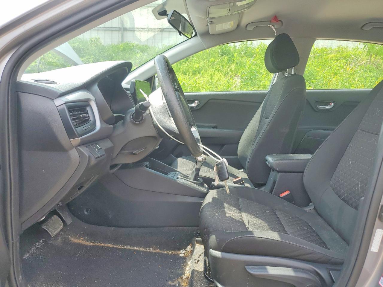 2023 Kia Rio S - Фото 7