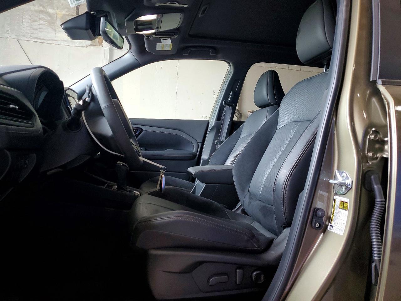 2025 Subaru Forester Touring - Фото 7