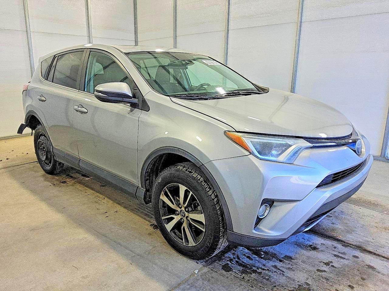 2018 Toyota Rav4 Xle - Фото 4