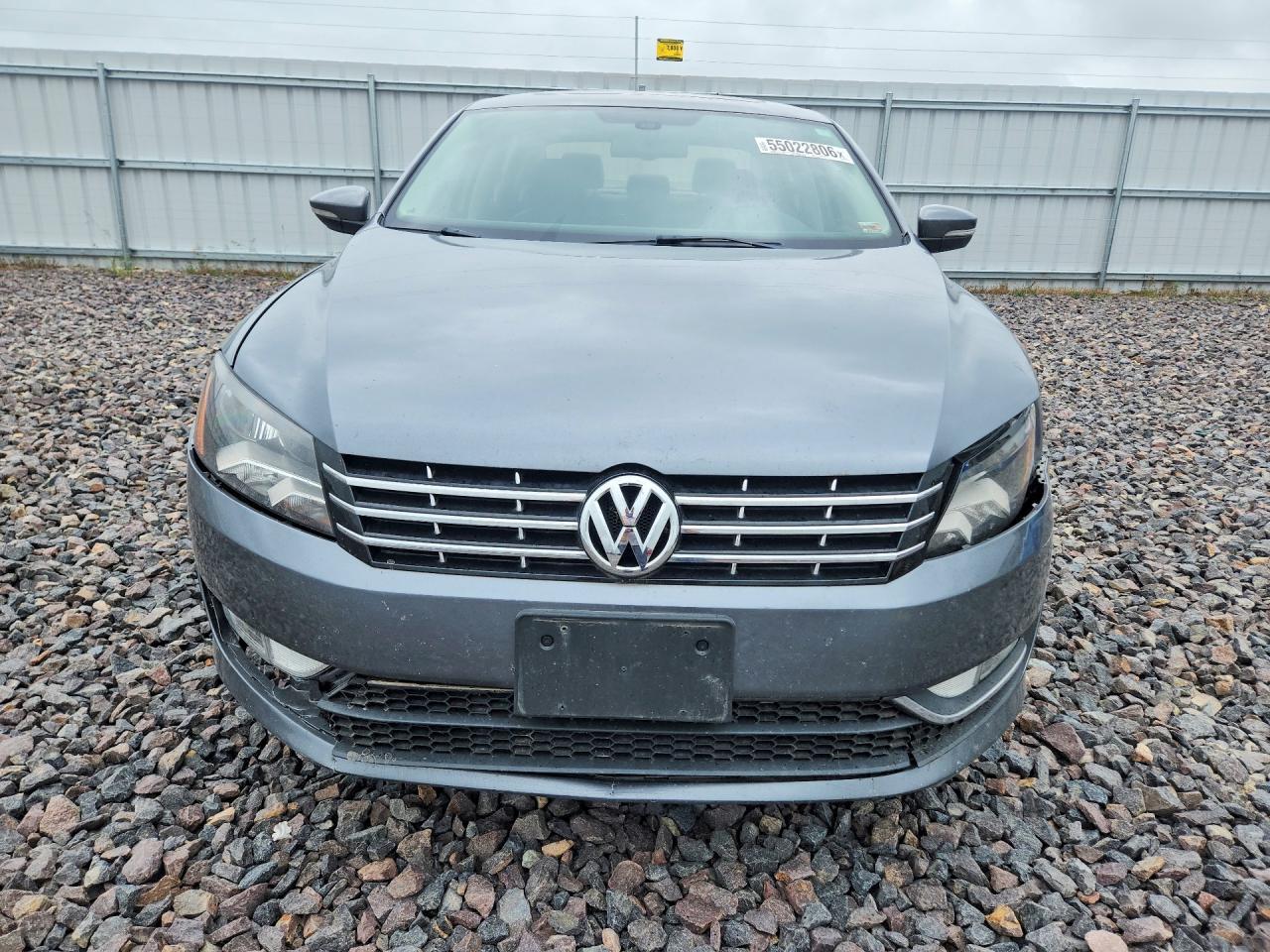 2013 Volkswagen Passat Sel - Image 5