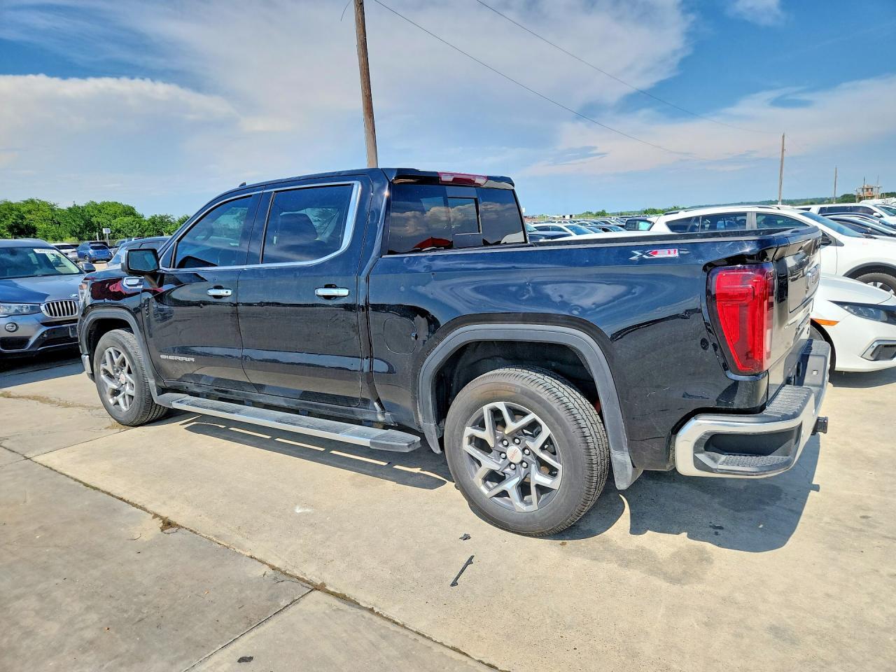 2024 GMC Sierra K1500 Slt - Image 2