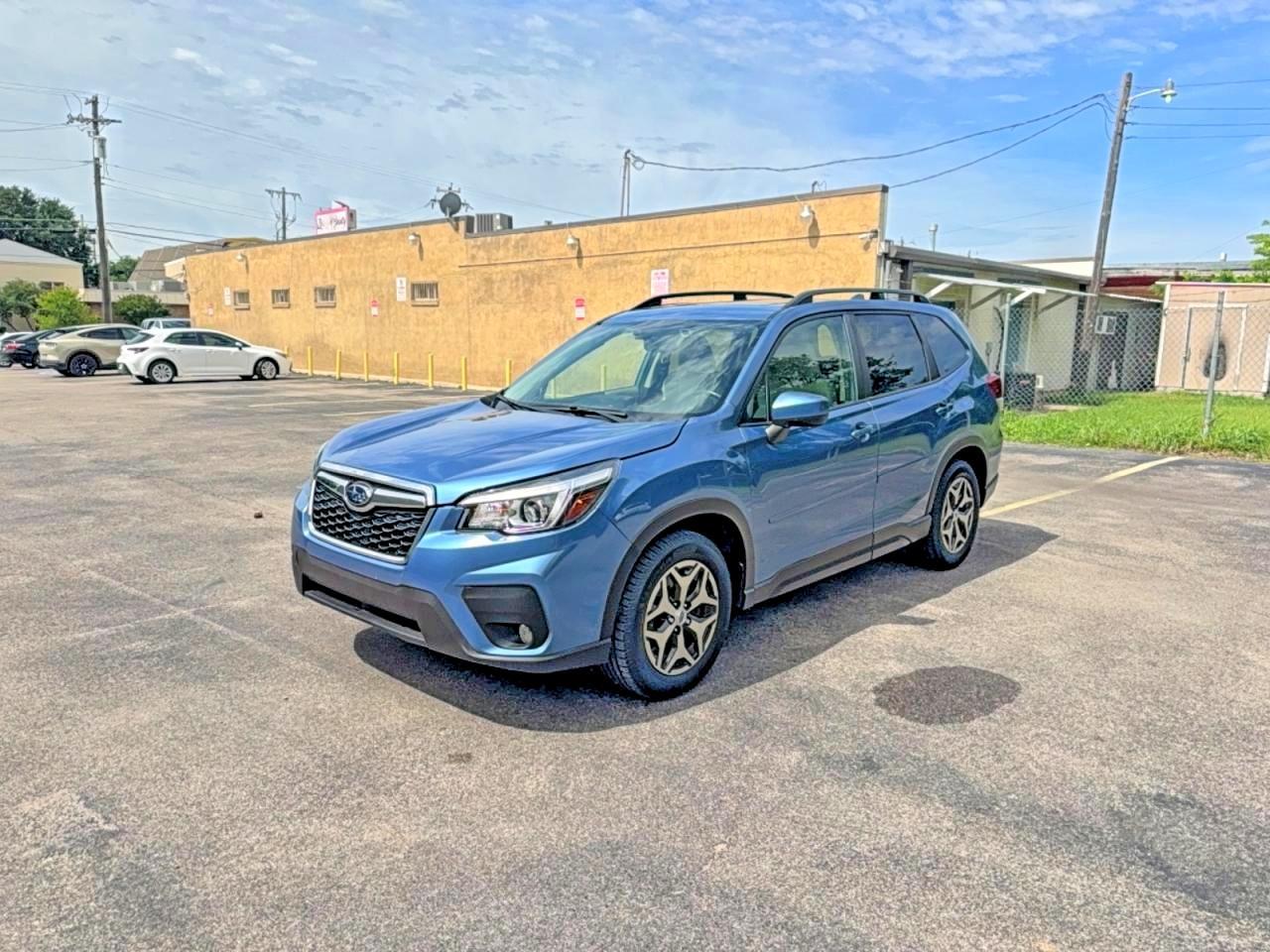 2020 Subaru Forester Premium - Фото 2