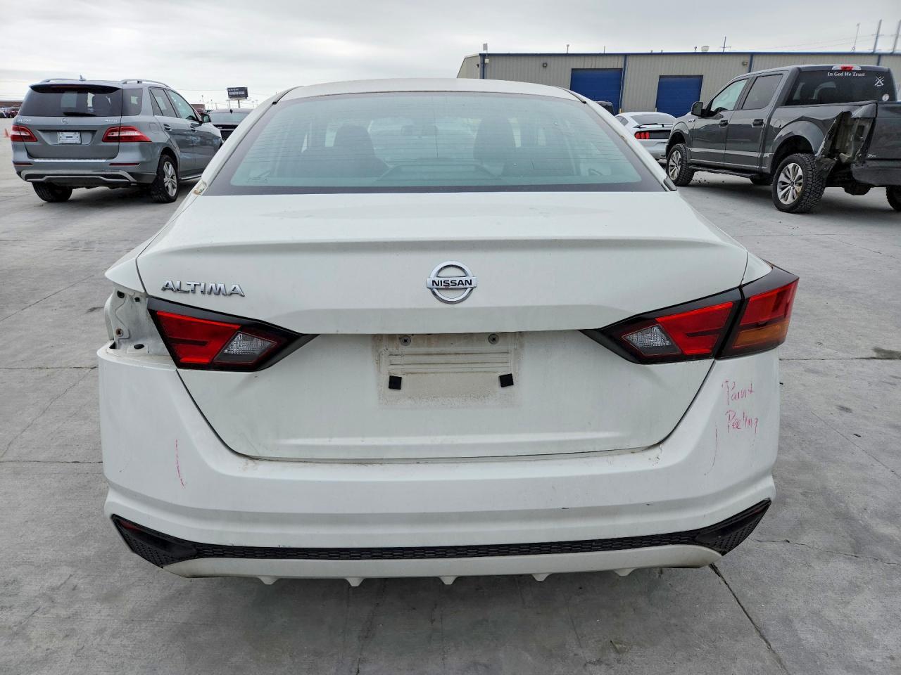 2022 Nissan Altima S - Image 6