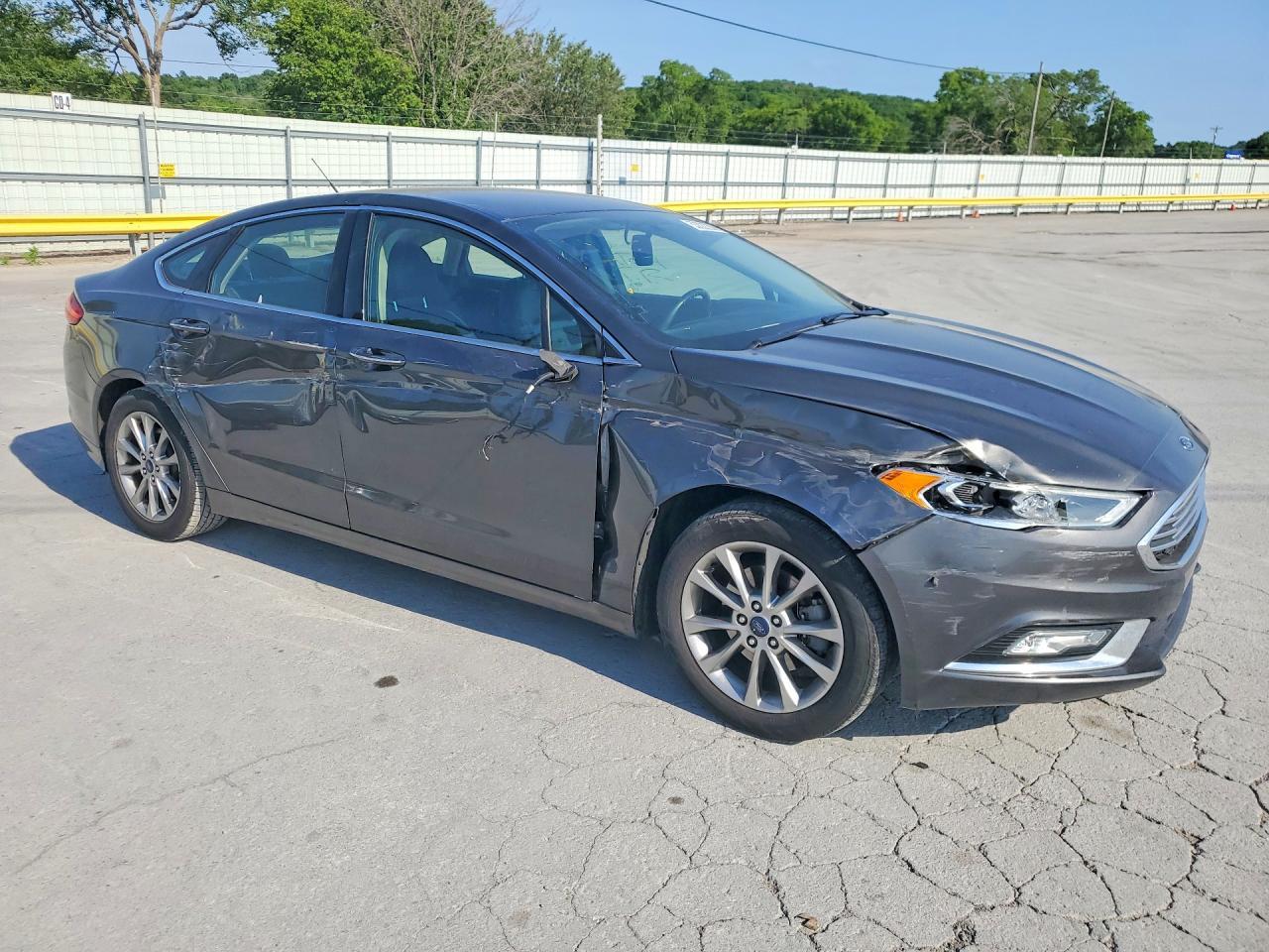 2017 Ford Fusion - Фото 4