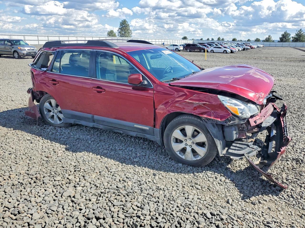 2012 Subaru Outback 2.5I - Image 4