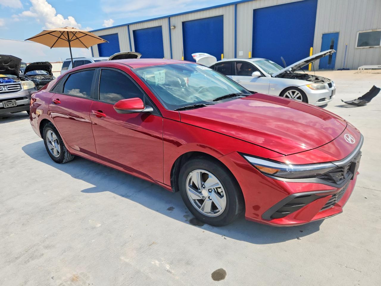 2024 Hyundai Elantra Se - Image 4