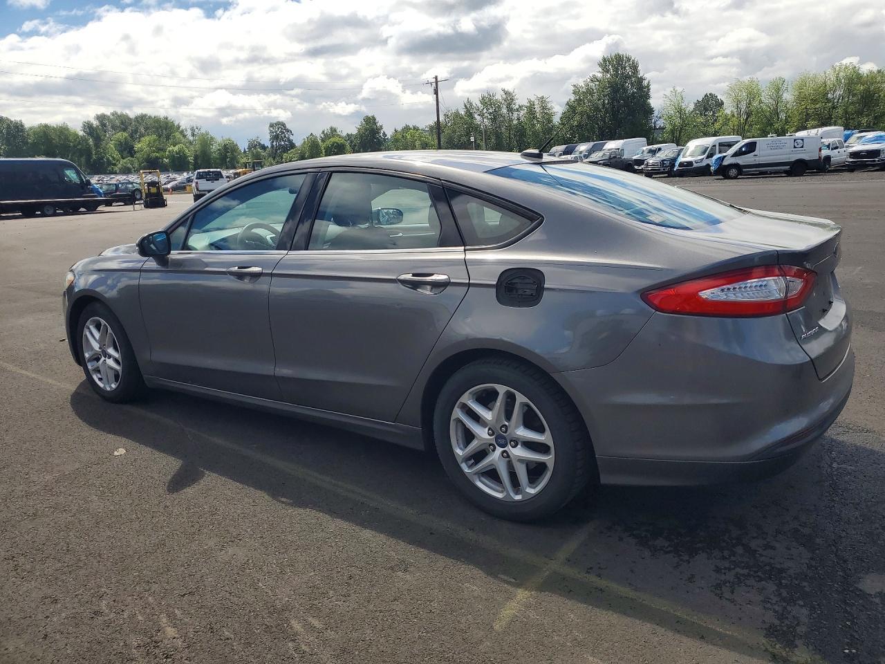 2013 Ford Fusion - Фото 2