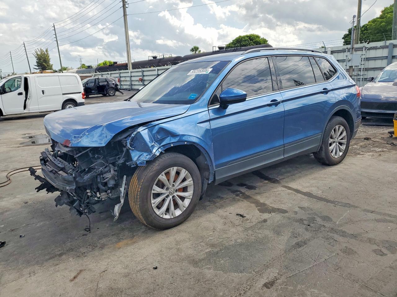2018 Volkswagen Tiguan S