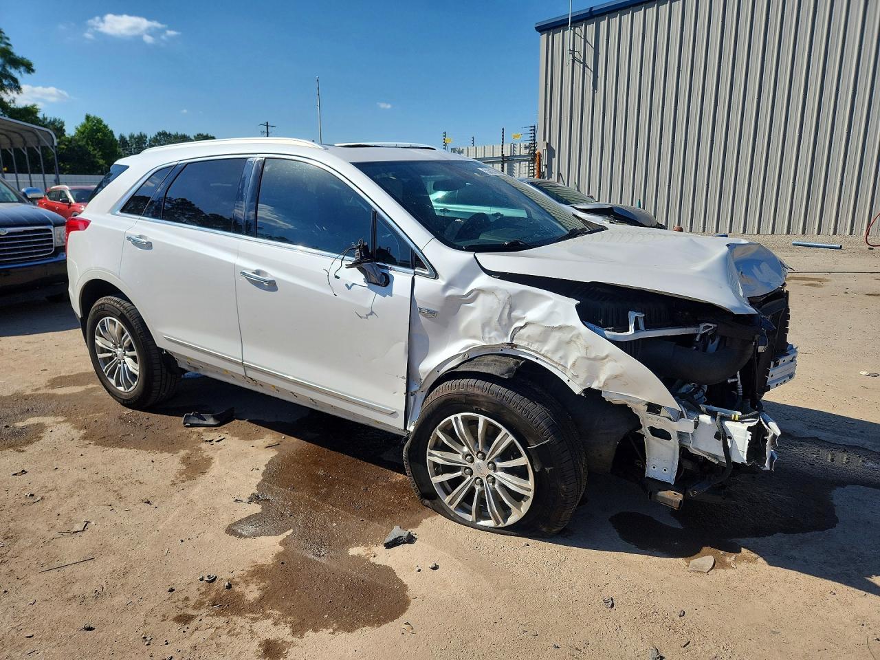 2017 Cadillac Xt5 Luxury - Image 4