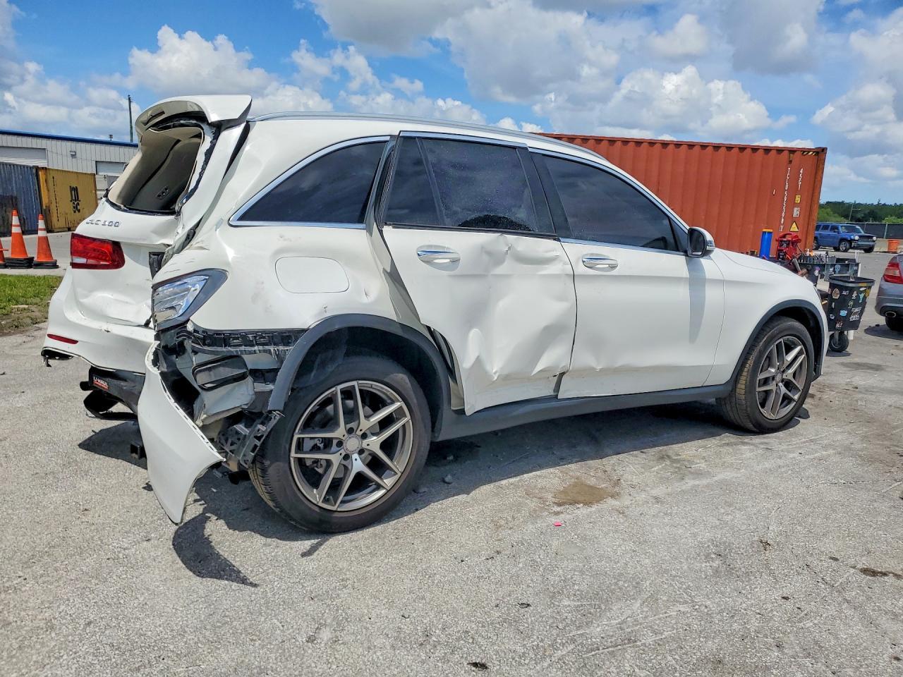 2016 Mercedes-Benz Glc 300 - Фото 3