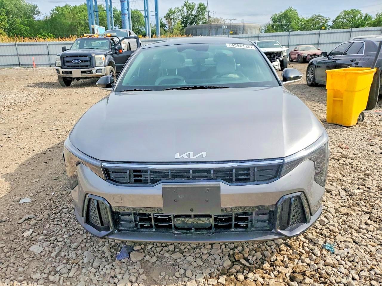 2025 Kia K4 Gt Line - Image 5