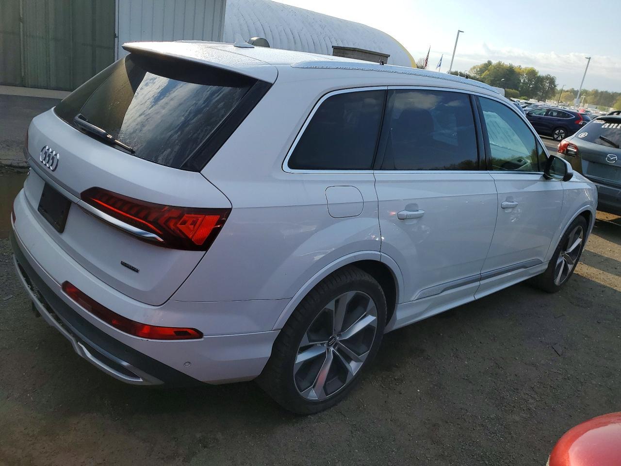 2020 Audi Q7 Prestige - Фото 3