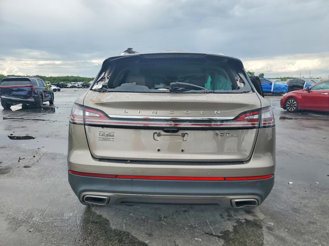 2020 Lincoln Nautilus - Image 6