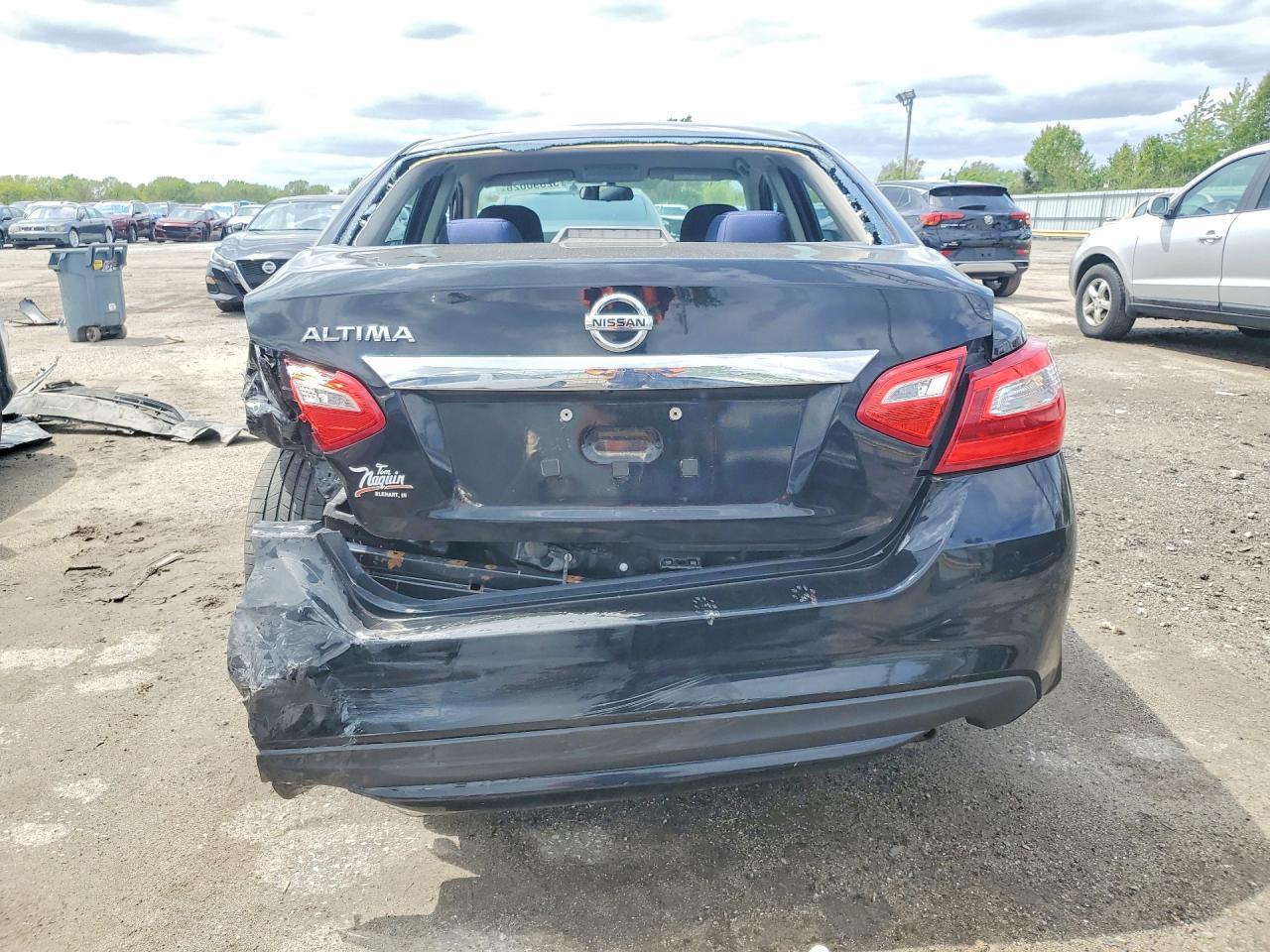 2016 Nissan Altima 2.5 S - Фото 6