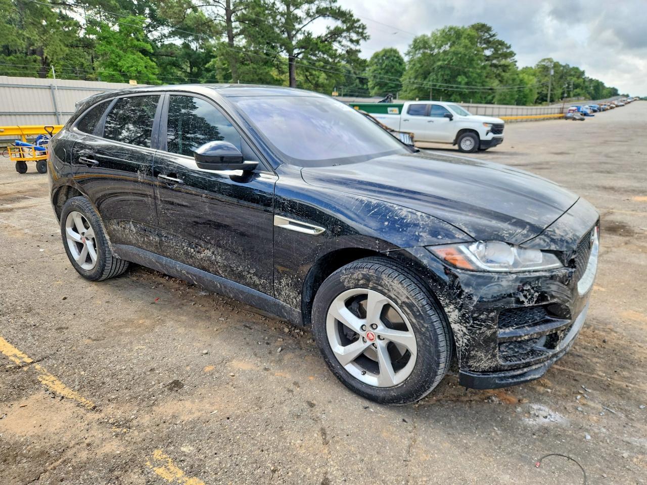 2018 Jaguar F-Pace Premium - Image 4