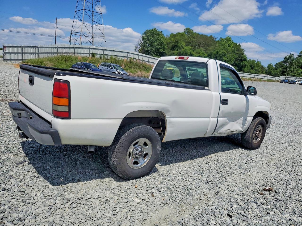 2004 GMC New Sierra C1500 - Фото 3