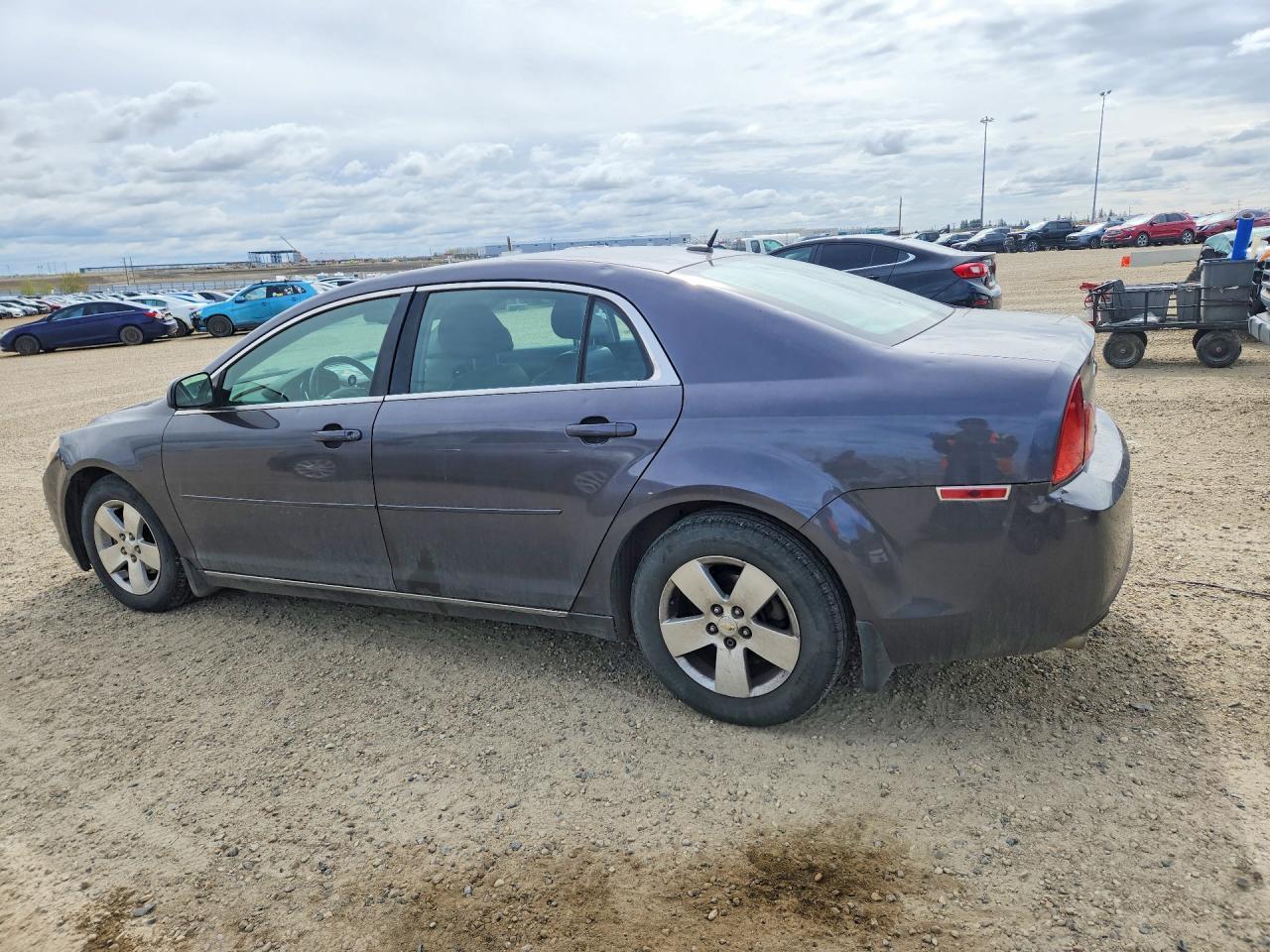 2010 Chevrolet Malibu 2Lt - Image 2