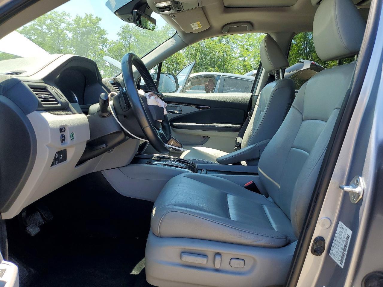2022 Honda Pilot Touring - Image 7