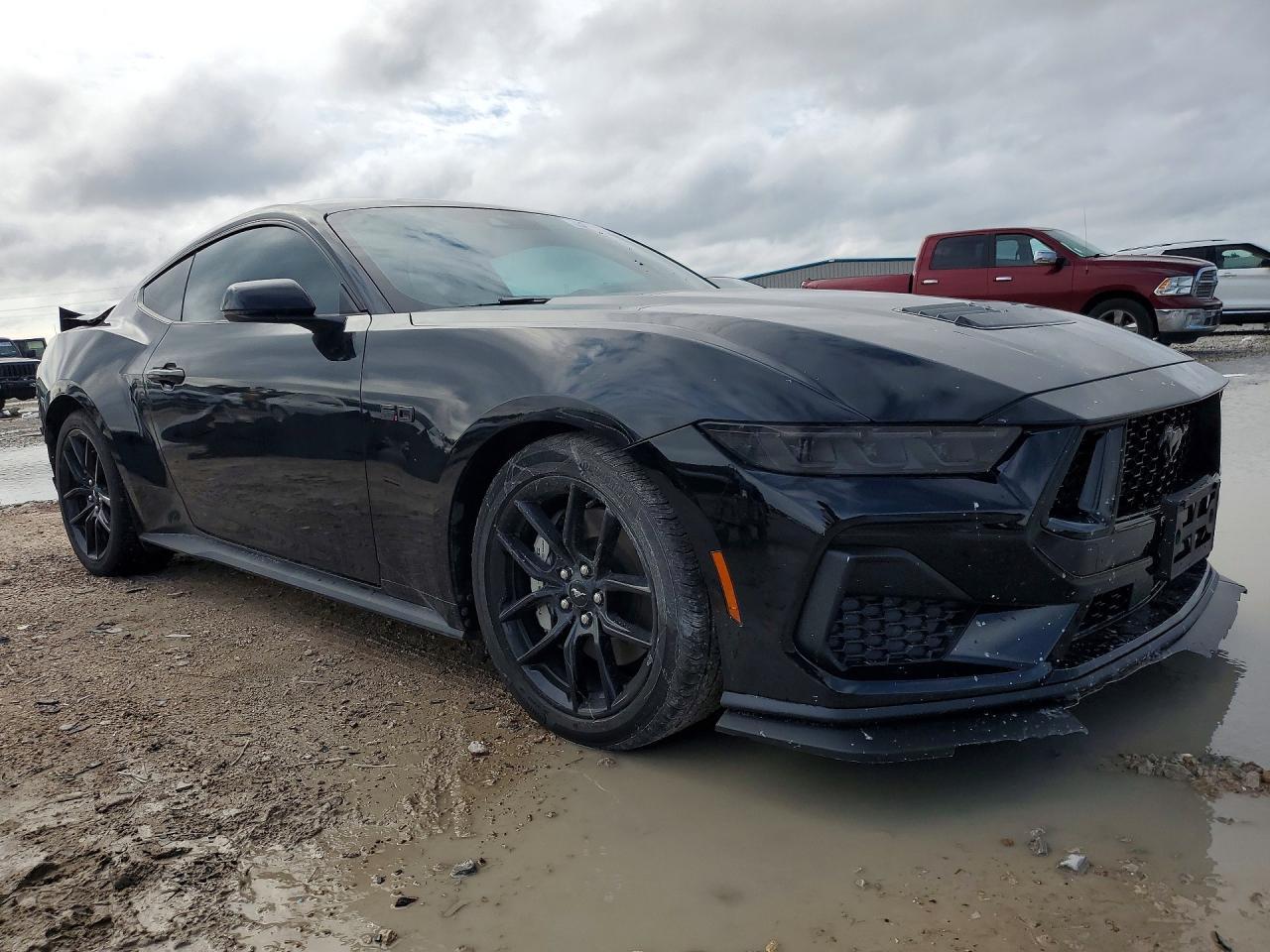 2025 Ford Mustang Gt - Фото 4