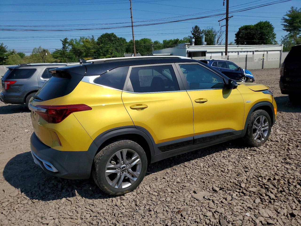 2022 Kia Seltos S - Фото 3