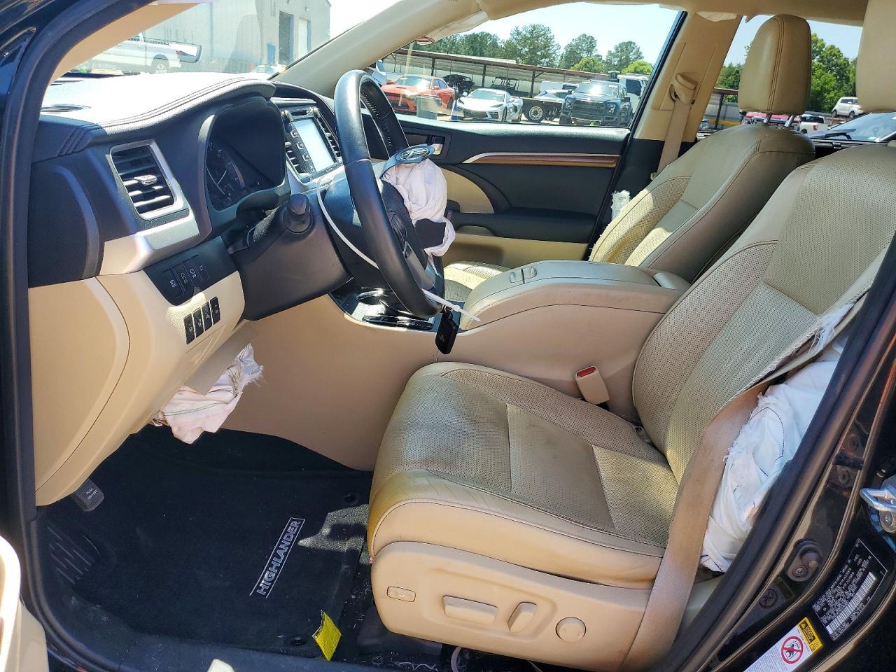 2018 Toyota Highlander Limited Platinum - Фото 7