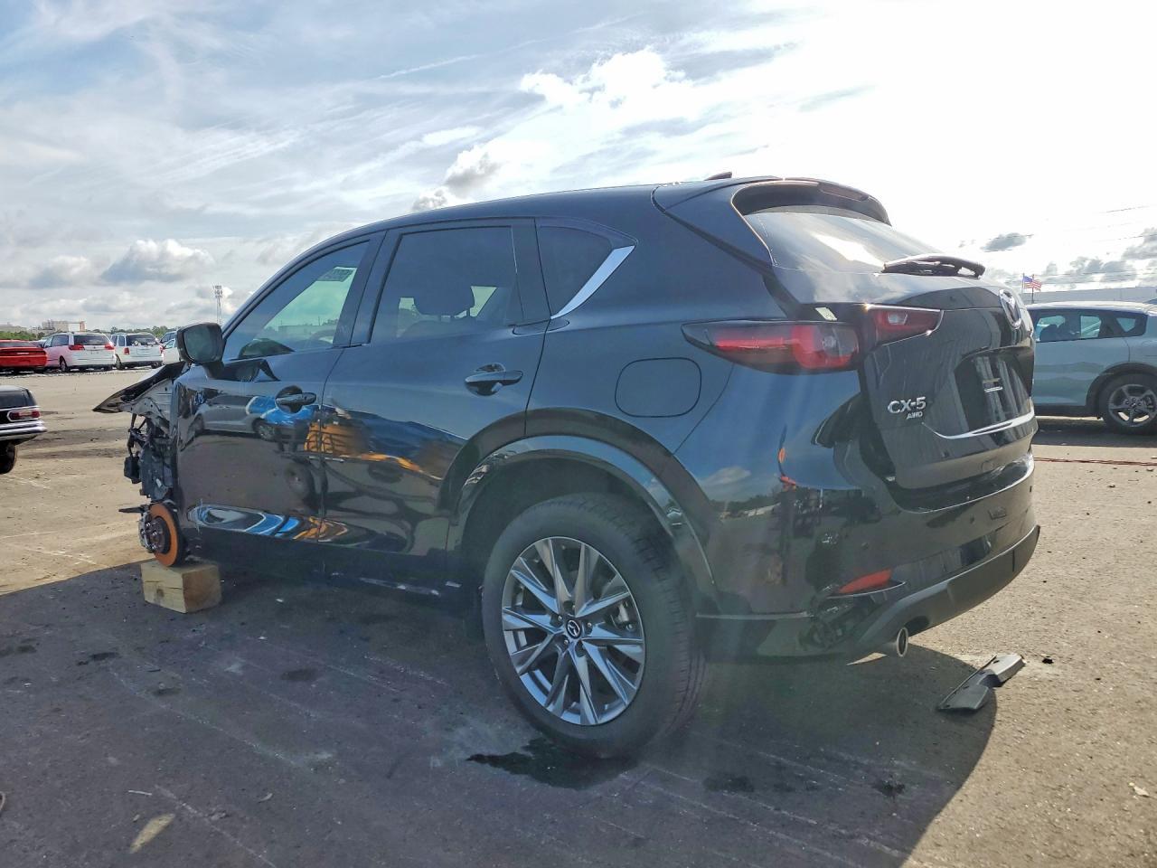 2025 Mazda Cx-5 Premium Plus - Image 2