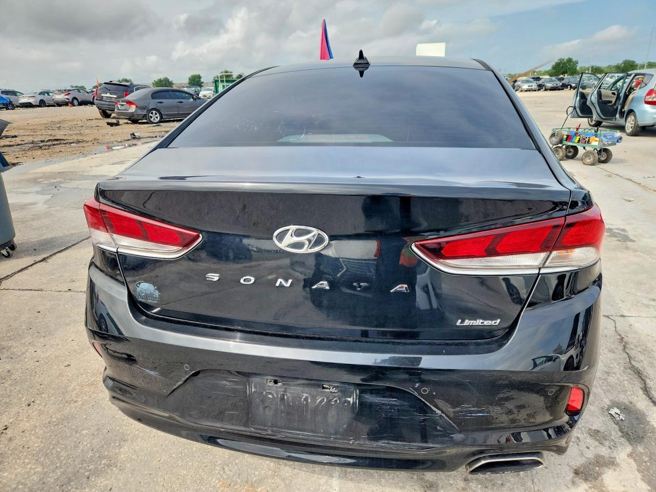 2018 Hyundai Sonata Limited - Image 6