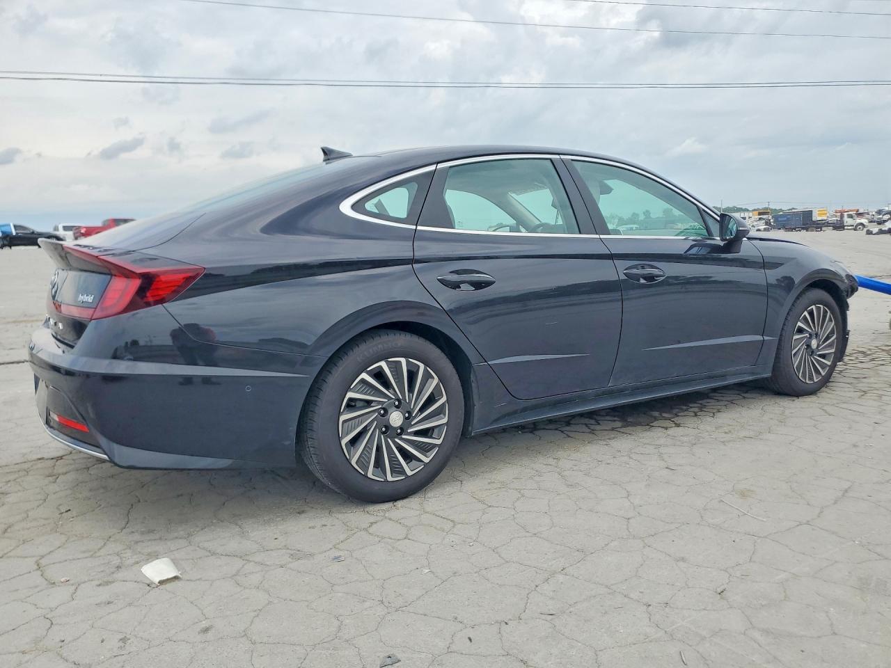 2023 Hyundai Sonata Hybrid Limited - Фото 3