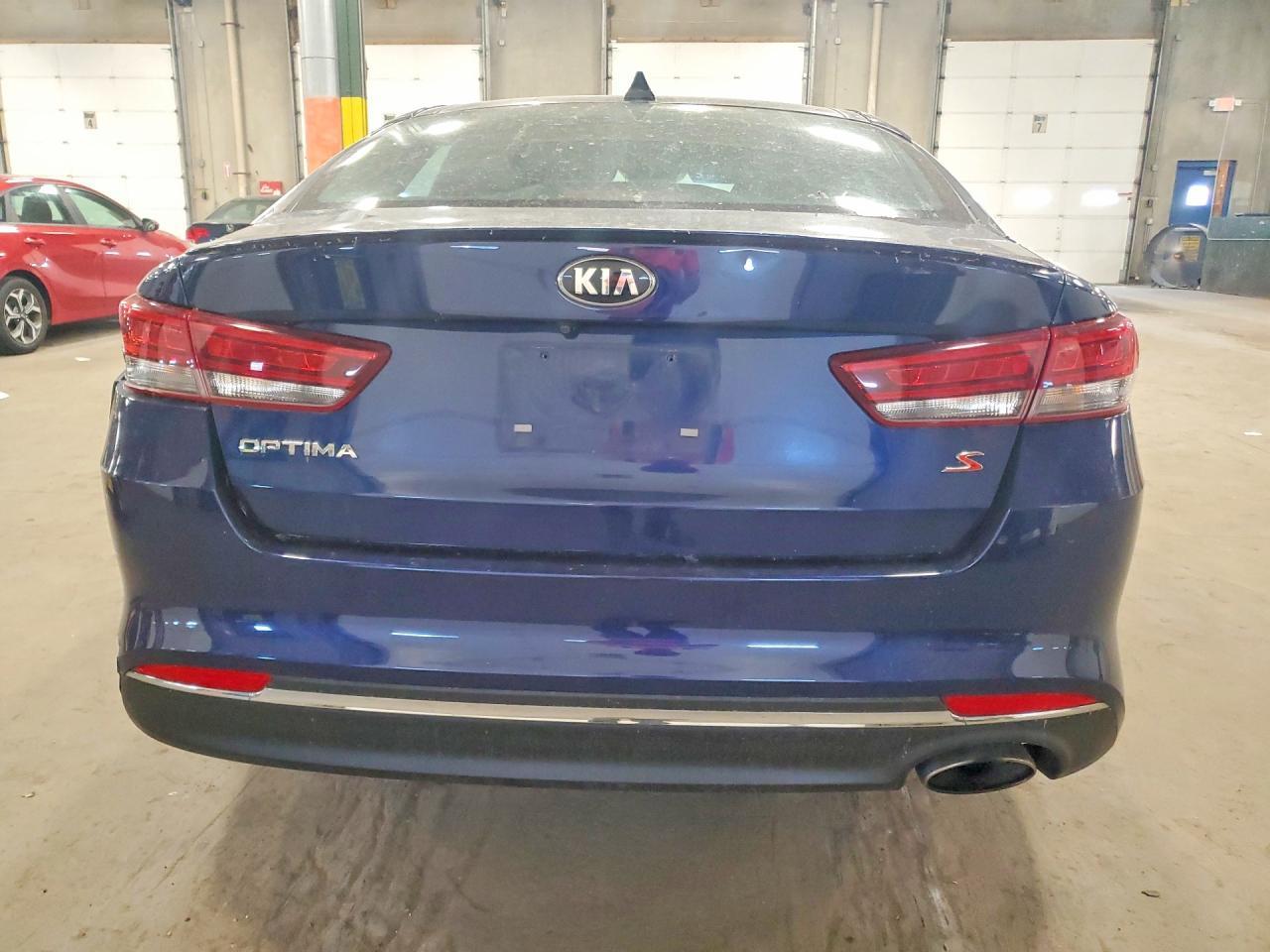 2018 Kia Optima S - Фото 6