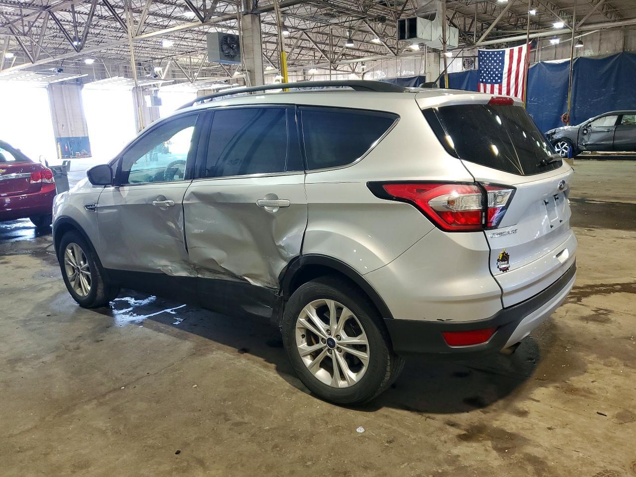 2017 Ford Escape Se - Фото 2