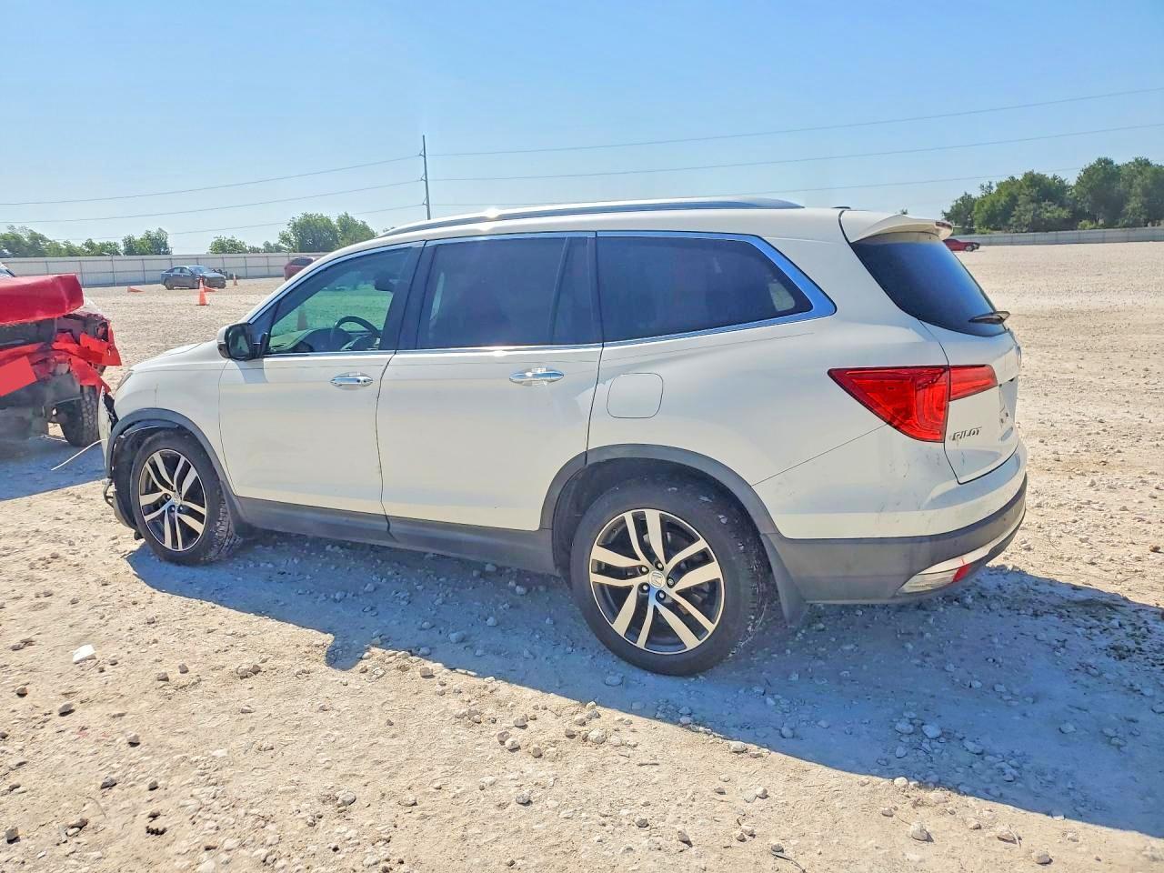 2017 Honda Pilot Touring - Фото 2