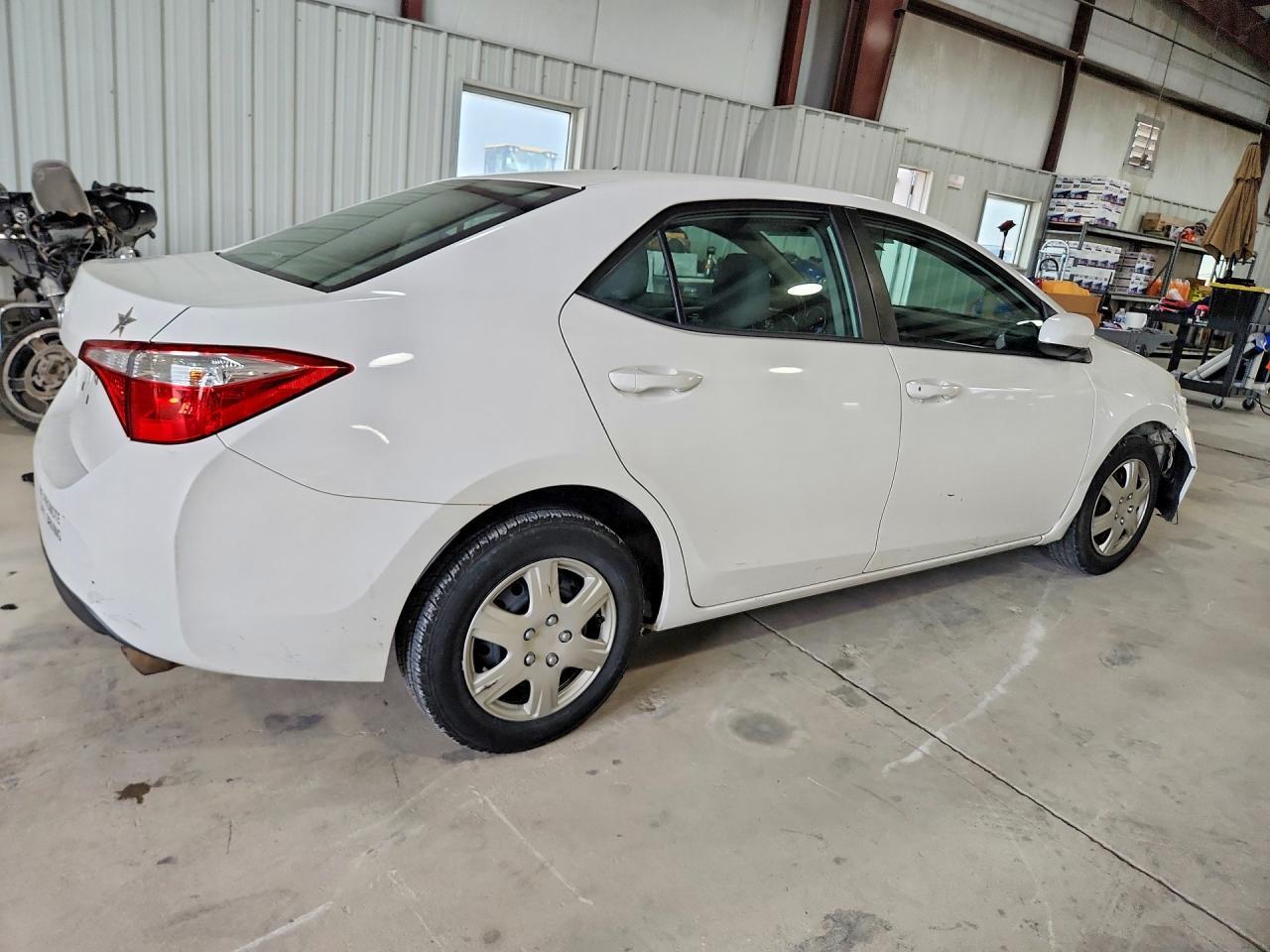 2015 Toyota Corolla L - Image 3