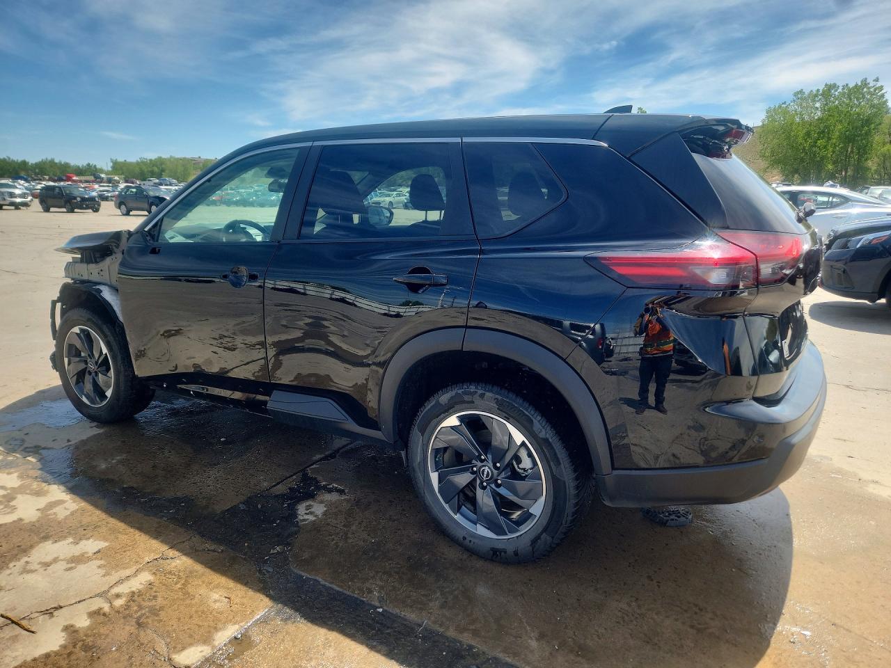 2024 Nissan Rogue Sv - Фото 2