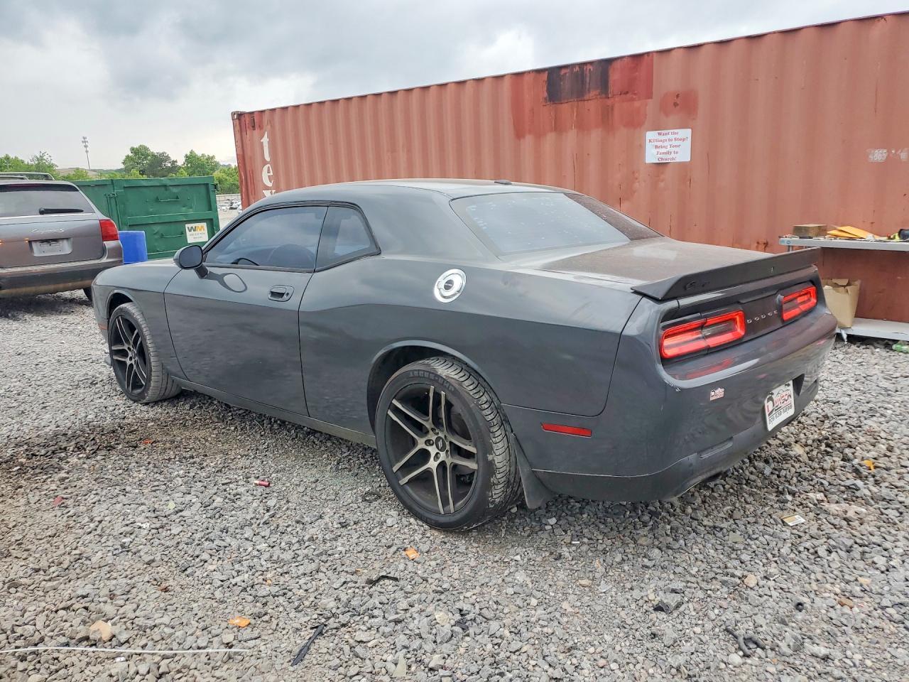 2010 Dodge Challenger Se - Image 2