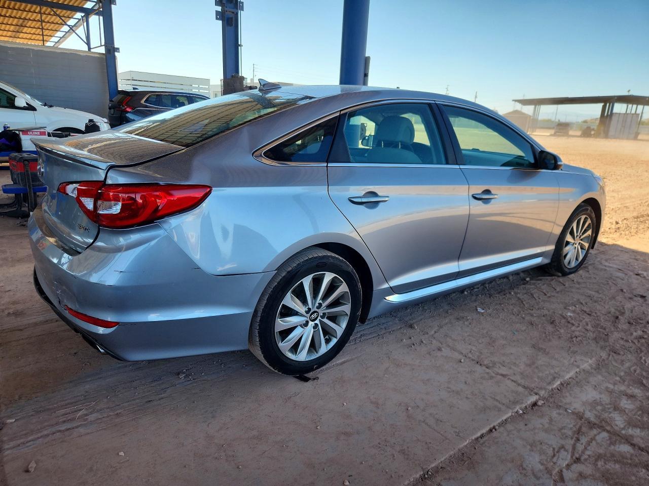2015 Hyundai Sonata Sport - Image 3
