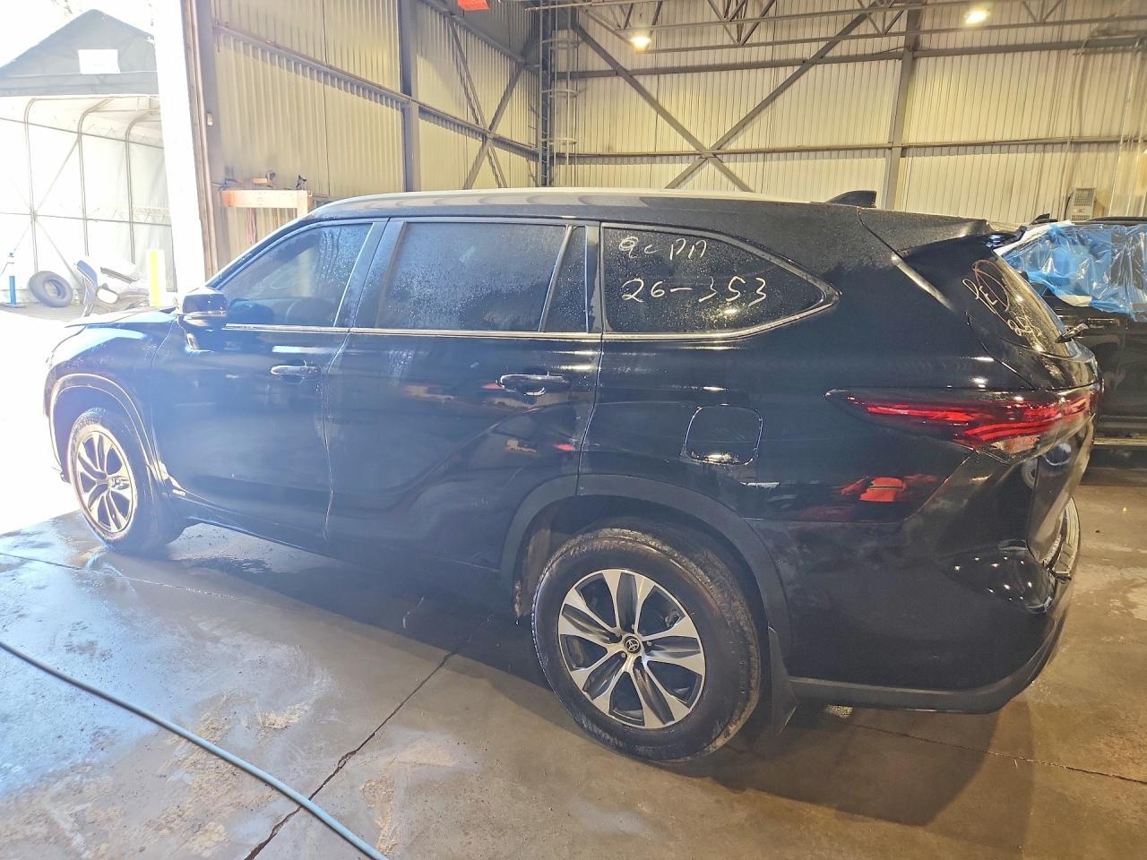 2025 Toyota Highlander Hybrid Xle - Фото 2
