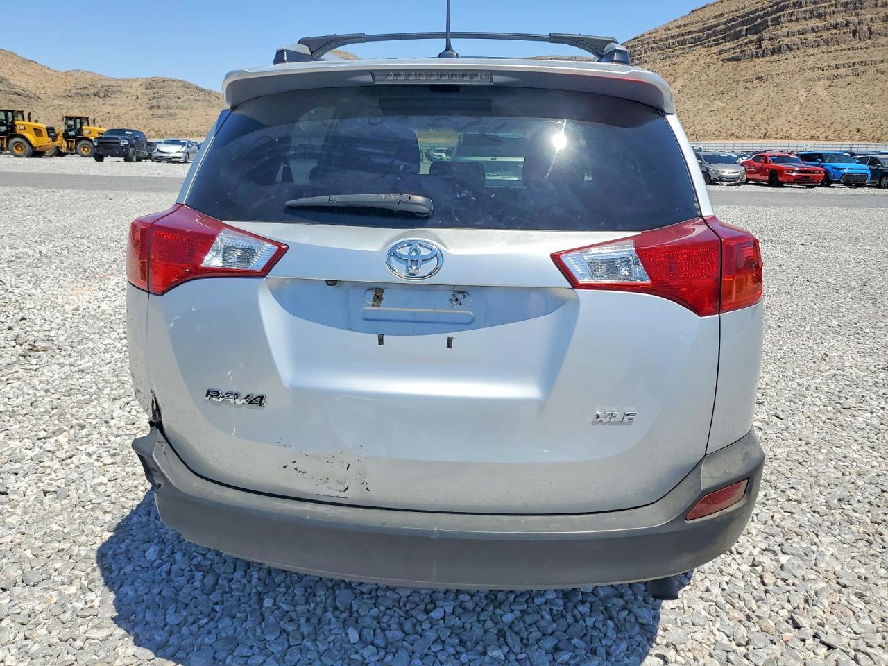 2015 Toyota Rav4 Xle - Фото 6
