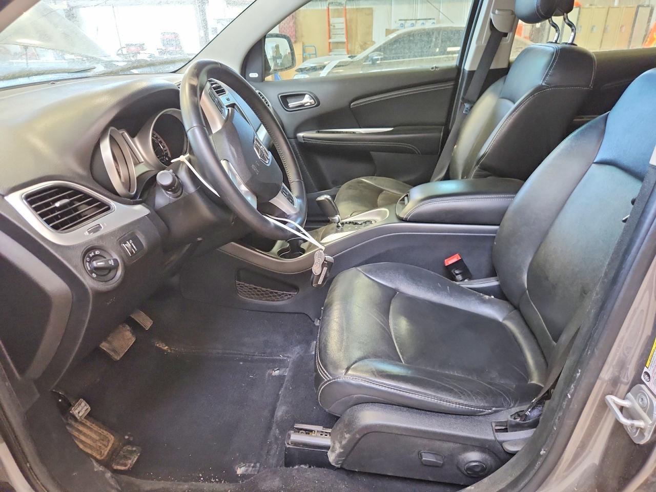 2012 Dodge Journey R - Image 7
