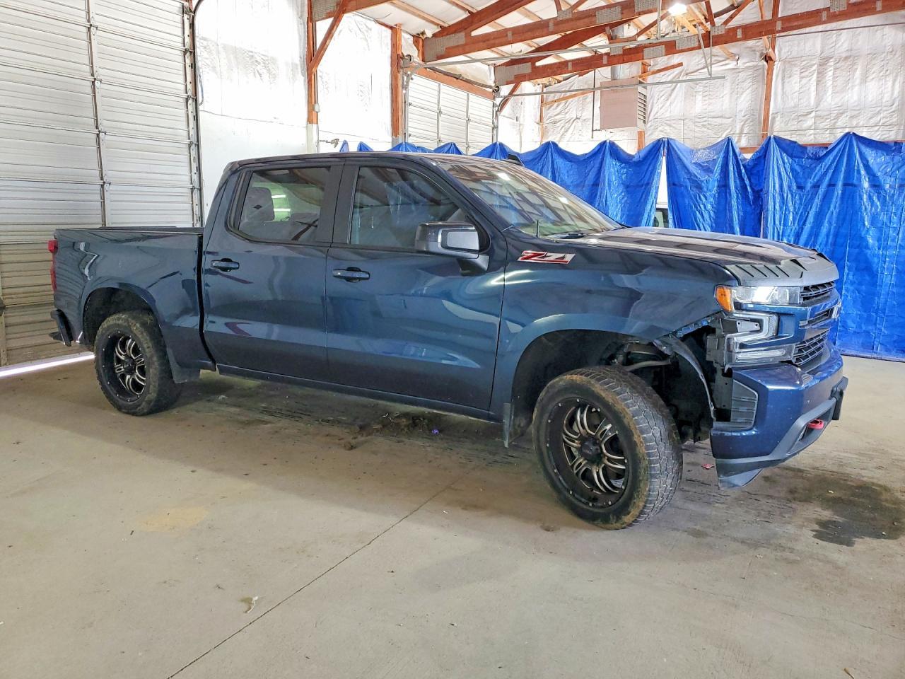 2019 Chevrolet Silverado K1500 Rst - Image 4