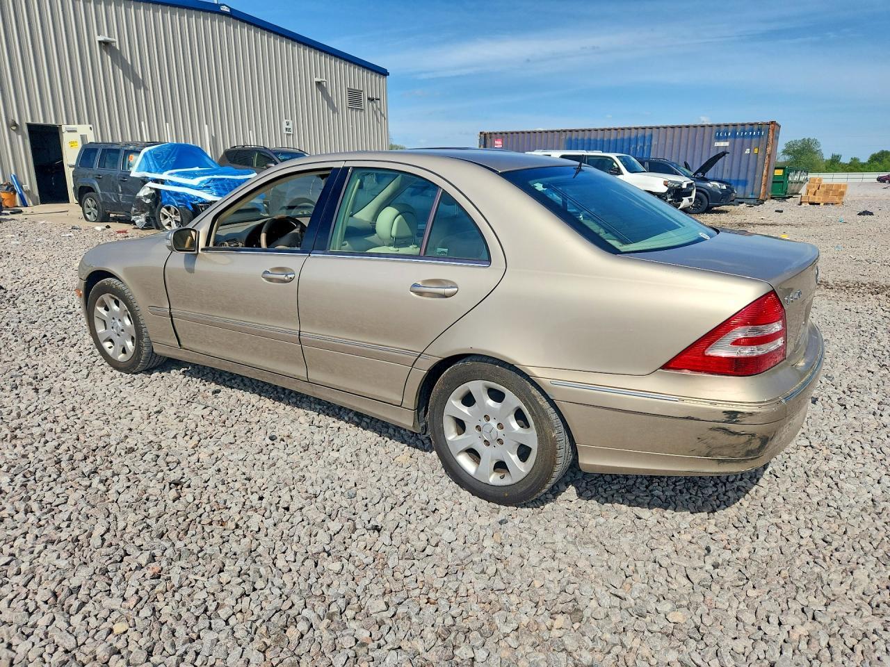 2005 Mercedes-Benz C 240 4Matic - Фото 2
