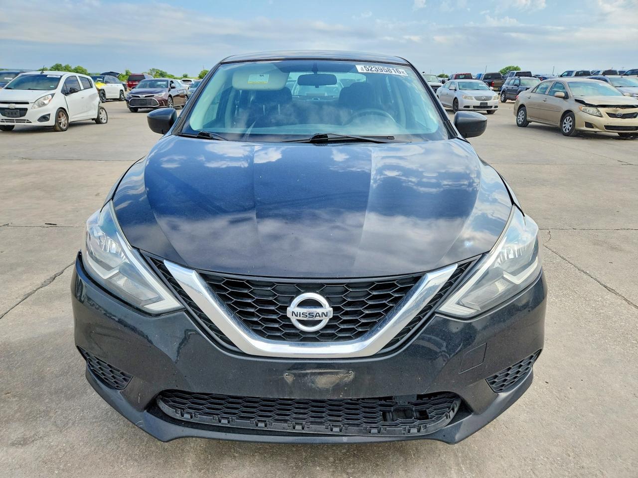 2019 Nissan Sentra S - Фото 5