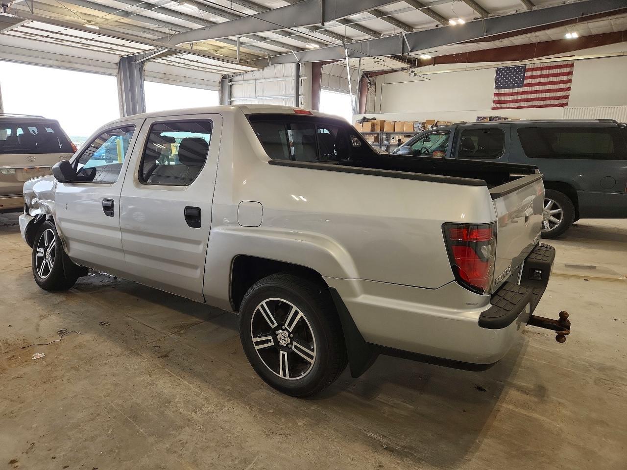 2014 Honda Ridgeline Sport - Фото 2