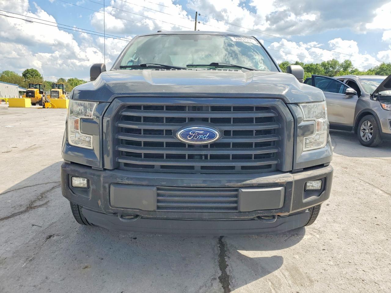 2016 Ford F150 Supercrew - Фото 5
