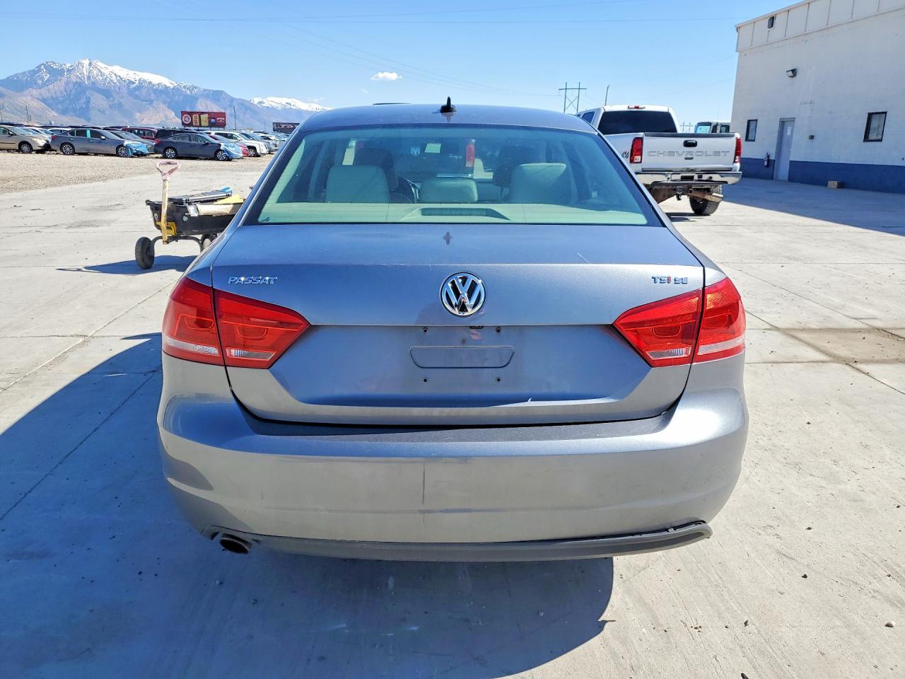 2014 Volkswagen Passat Se - Фото 6