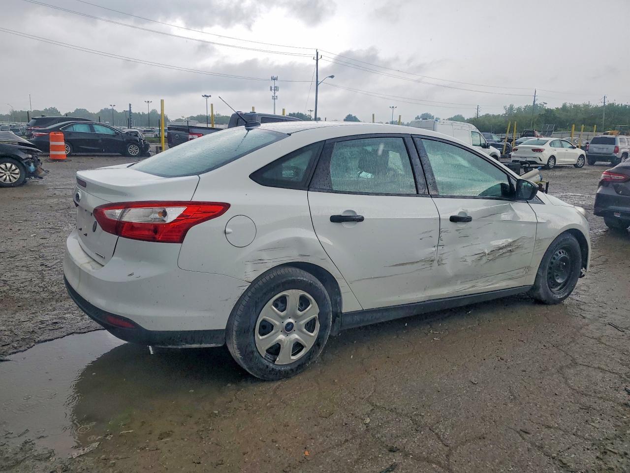 2012 Ford Focus S - Image 3