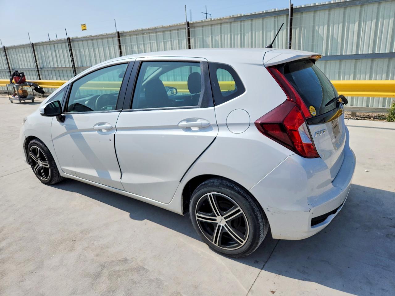 2019 Honda Fit Lx - Фото 2